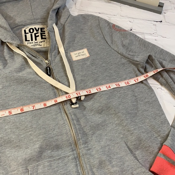 *SOLD* Peace Love World Hooded Jacket - Picture 6 of 13